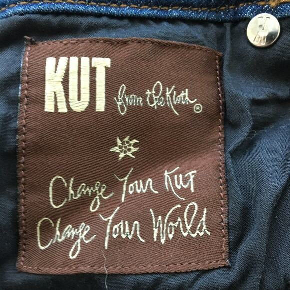 Kut from the Kloth Medium Wash Skinny Jeans Sz. 4 - Picture 11 of 12